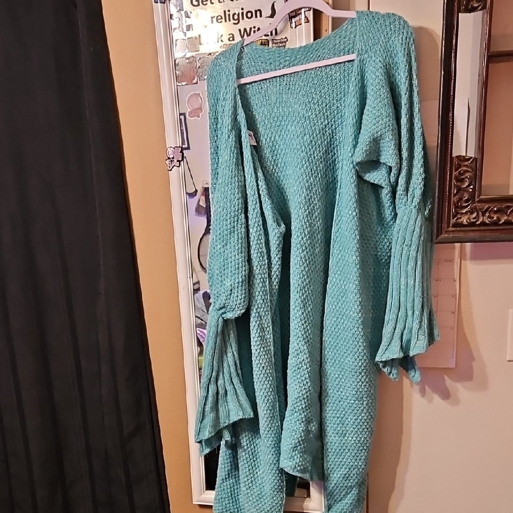 Moda Turquoise Women's Cardigan